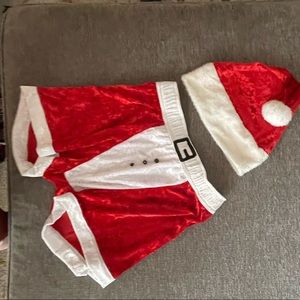 Santa shorts and hat
